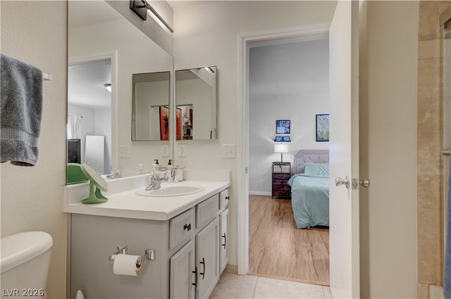 10374 Midnight Iris Street, Las Vegas, NV 89183