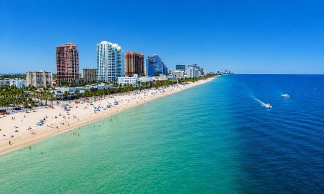330 SW 16th Street, Fort Lauderdale, FL 33315