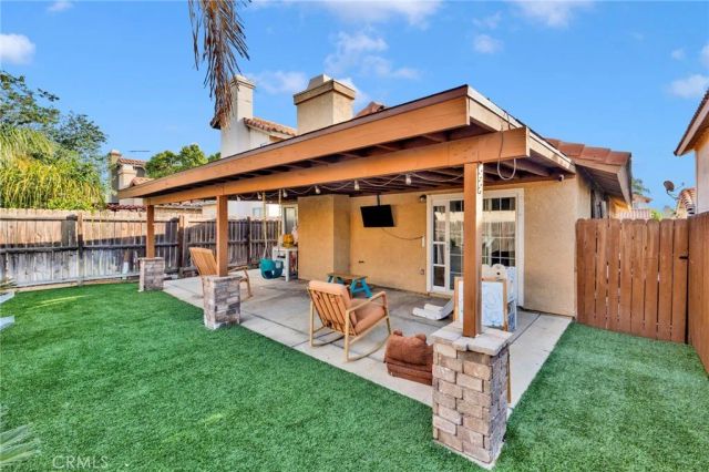 1065 Martinez, Colton, CA 92324