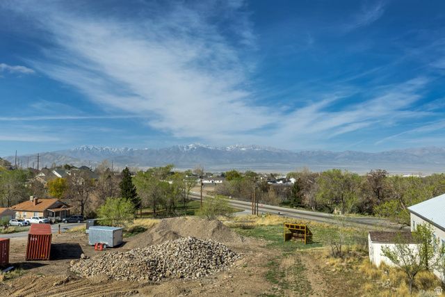 598 CANYON RD, Tooele, UT 84074