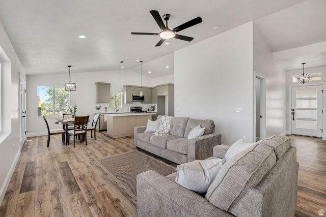 598 CANYON RD, Tooele, UT 84074