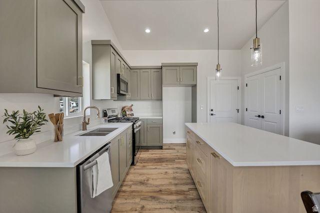 598 CANYON RD, Tooele, UT 84074