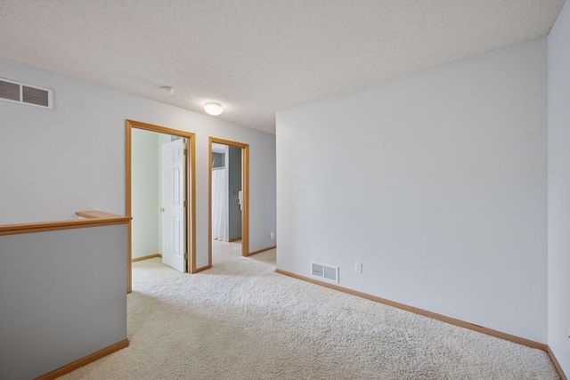 712 Willow Glen Drive, Buffalo, MN 55313