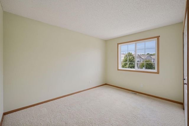 712 Willow Glen Drive, Buffalo, MN 55313