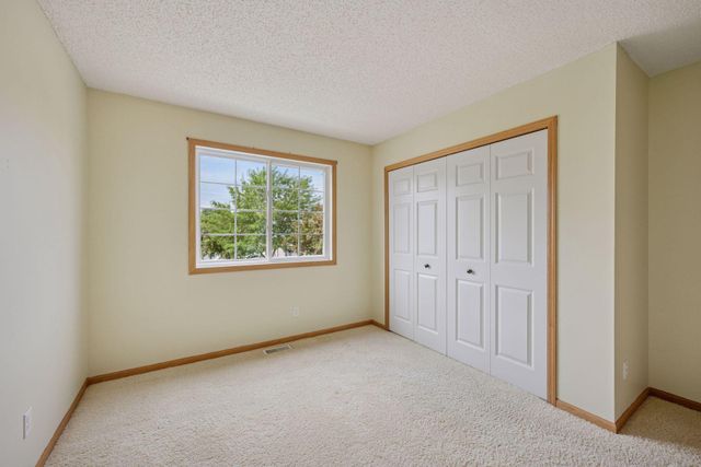 712 Willow Glen Drive, Buffalo, MN 55313