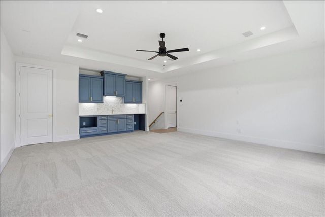 26041 Crown Ranch Boulevard, Montgomery, TX 77316