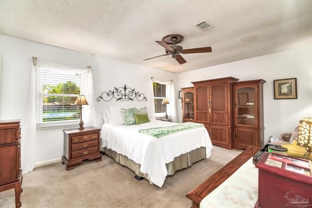 1400 Aries Dr, Pensacola, FL 32514