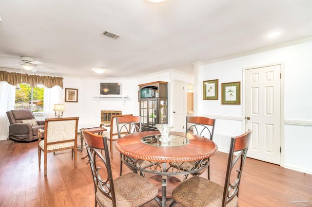 1400 Aries Dr, Pensacola, FL 32514