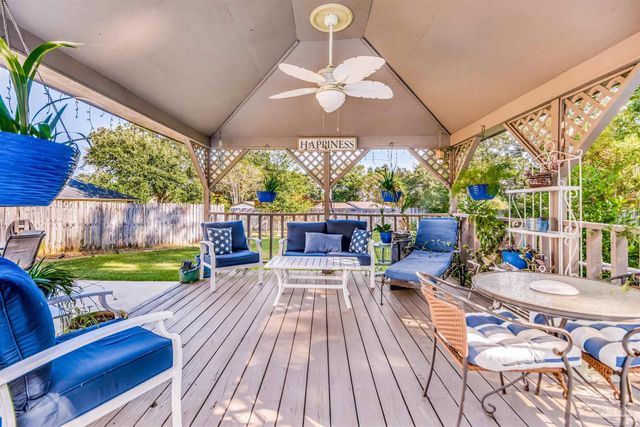 1400 Aries Dr, Pensacola, FL 32514