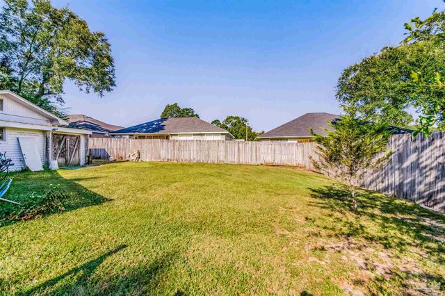 1400 Aries Dr, Pensacola, FL 32514