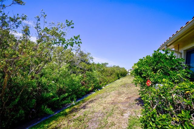 10134 REGAL DRIVE 1, Largo, FL 33774