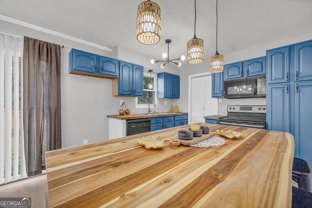 1621 Dickerson Road, Elberton, GA 30635