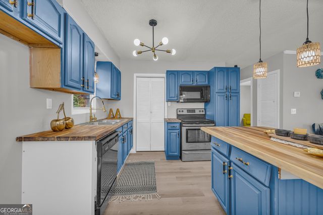 1621 Dickerson Road, Elberton, GA 30635