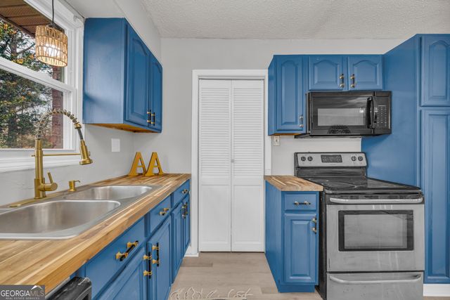 1621 Dickerson Road, Elberton, GA 30635