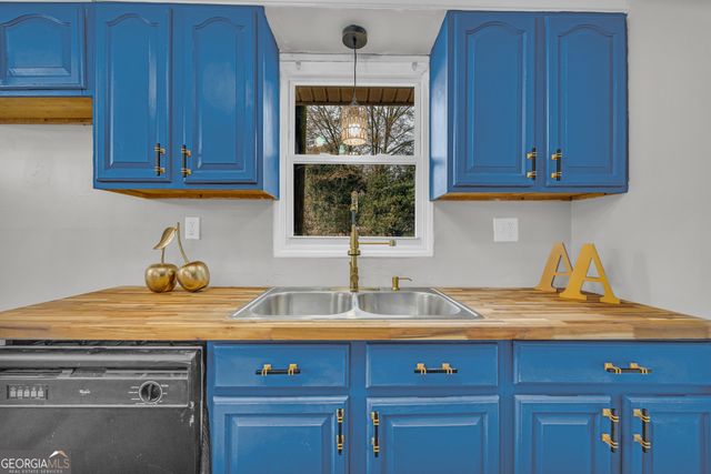 1621 Dickerson Road, Elberton, GA 30635