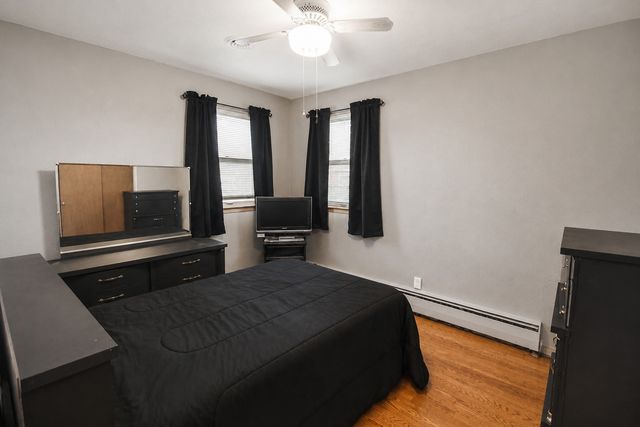 21 Morris Street, Joliet, IL 60436