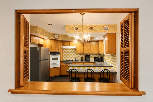 21 Morris Street, Joliet, IL 60436