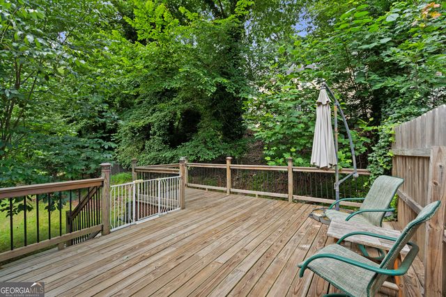 426 Riverlake Court, Woodstock, GA 30188