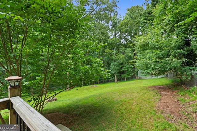 426 Riverlake Court, Woodstock, GA 30188