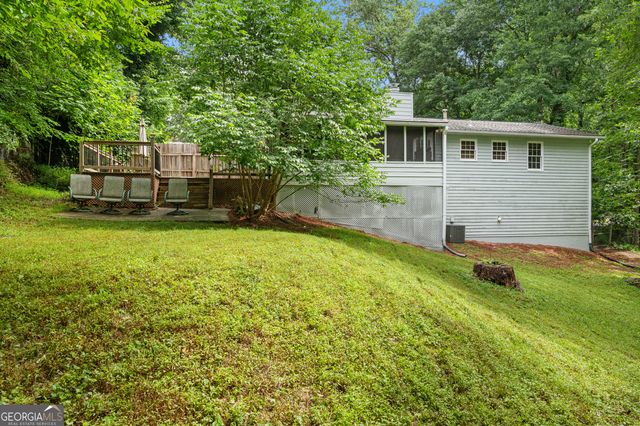 426 Riverlake Court, Woodstock, GA 30188