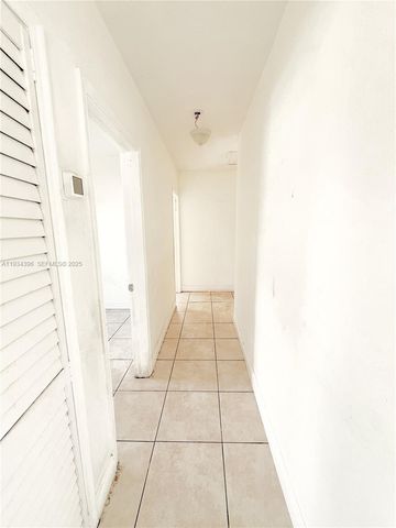 15410 NW 29th Ct A, Miami, FL 33180