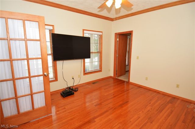 5301 Markwood Court, Valley City, OH 44280