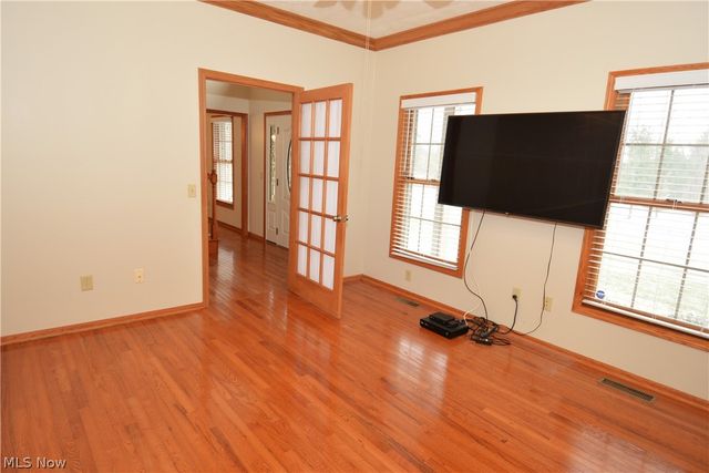 5301 Markwood Court, Valley City, OH 44280