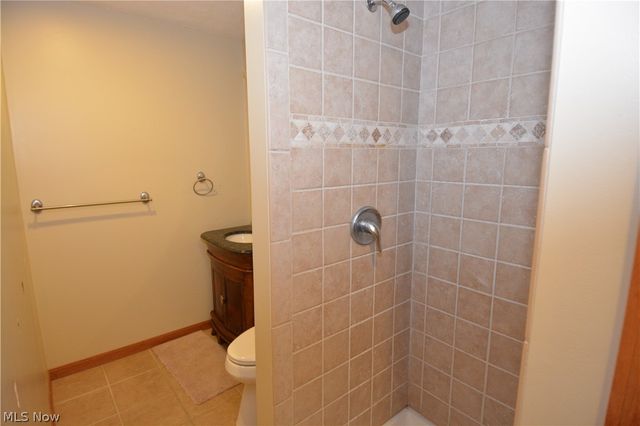 5301 Markwood Court, Valley City, OH 44280