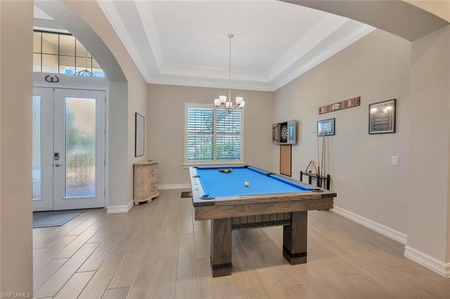 1451 Mockingbird DR, Naples, FL 34120