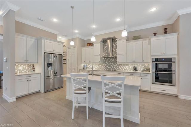 1451 Mockingbird DR, Naples, FL 34120