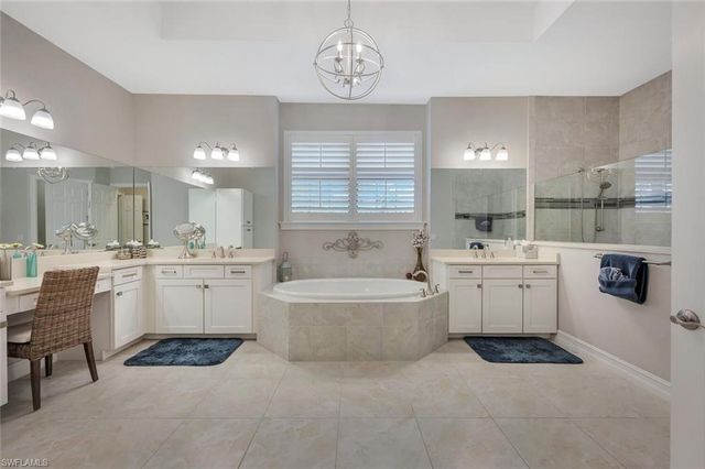 1451 Mockingbird DR, Naples, FL 34120