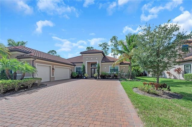 1451 Mockingbird DR, Naples, FL 34120