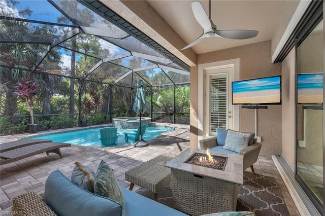1451 Mockingbird DR, Naples, FL 34120