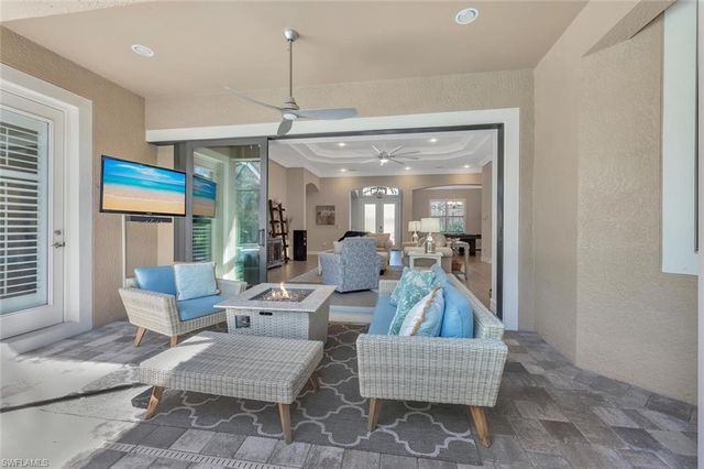 1451 Mockingbird DR, Naples, FL 34120