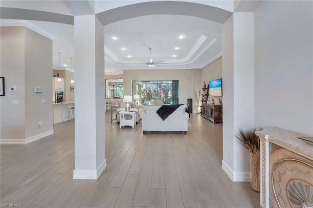 1451 Mockingbird DR, Naples, FL 34120
