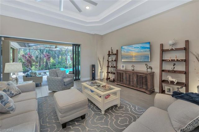 1451 Mockingbird DR, Naples, FL 34120