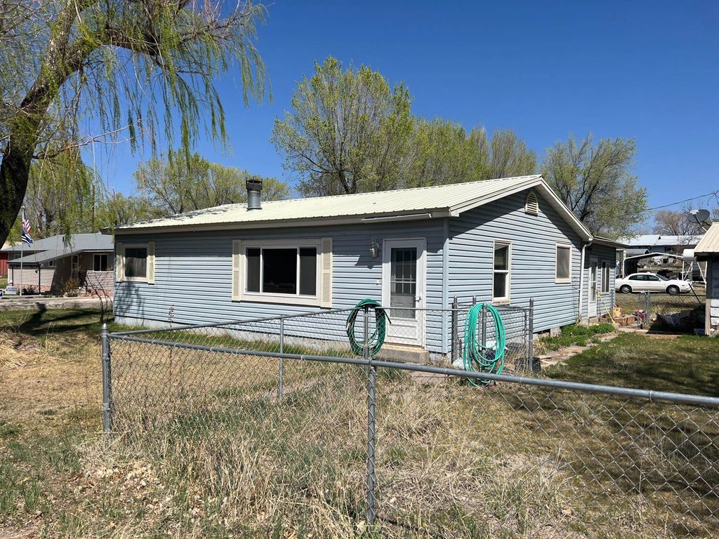 575 W 6th Avenue, Nucla, CO 81424