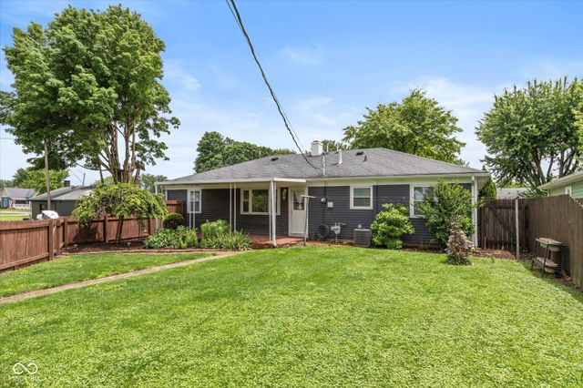 333 S John Street, Lapel, IN 46051