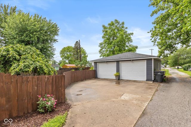 333 S John Street, Lapel, IN 46051