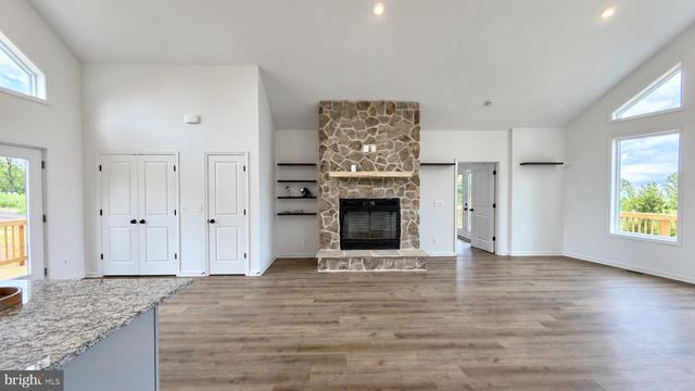 113 LEE DRIVE, Linden, VA 22642