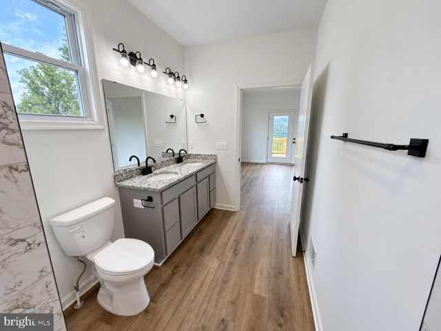 113 LEE DRIVE, Linden, VA 22642
