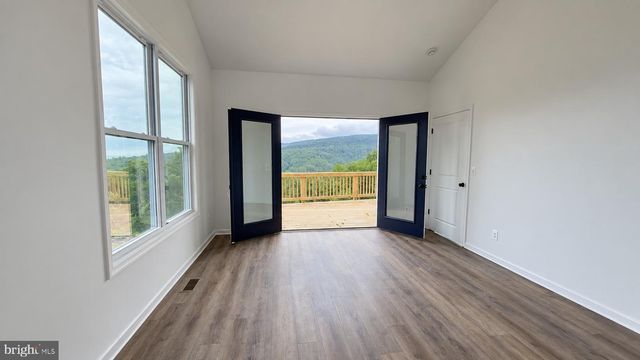 113 LEE DRIVE, Linden, VA 22642