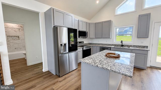 113 LEE DRIVE, Linden, VA 22642