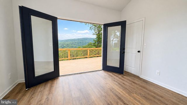 113 LEE DRIVE, Linden, VA 22642