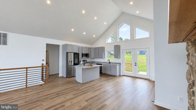 113 LEE DRIVE, Linden, VA 22642