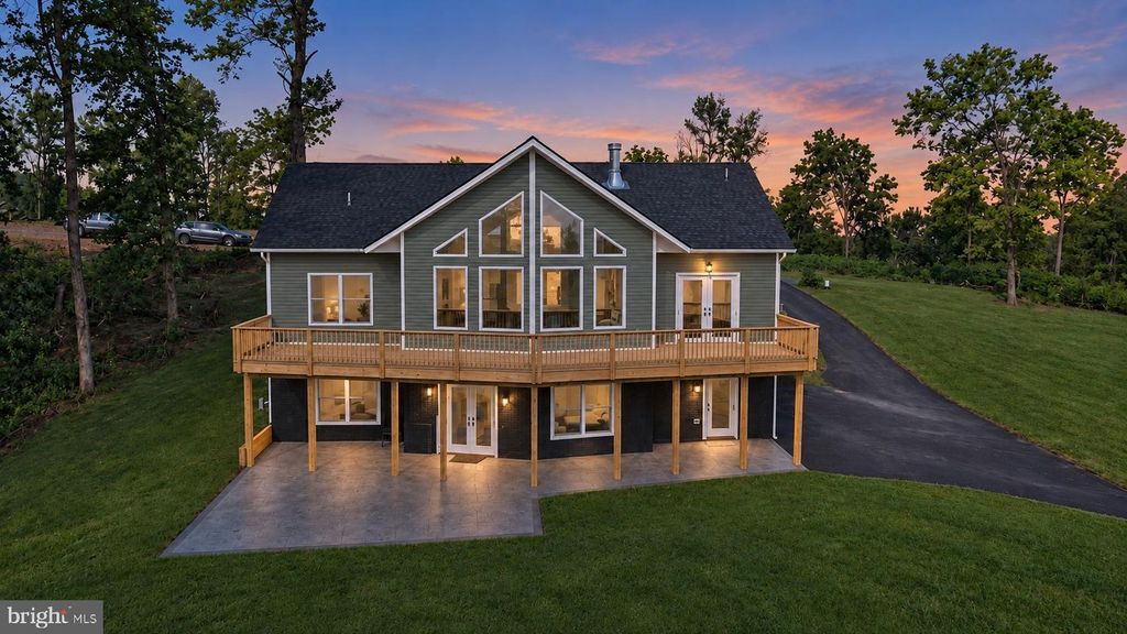 113 LEE DRIVE, Linden, VA 22642