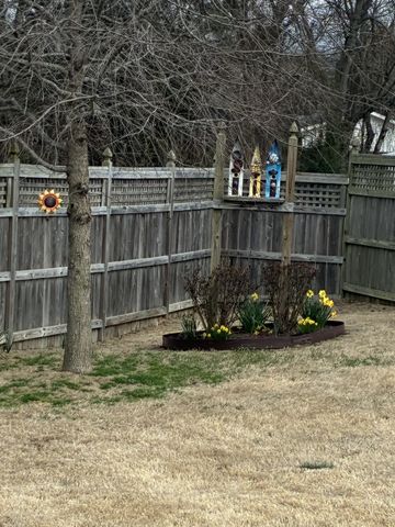 605 Concord Dr, Gallatin, TN 37066