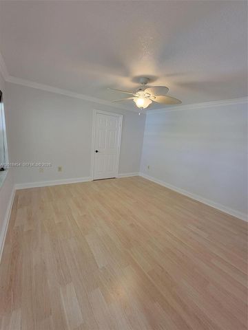 14115 Langley Pl, Davie, FL 33325