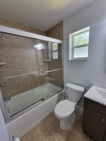14115 Langley Pl, Davie, FL 33325