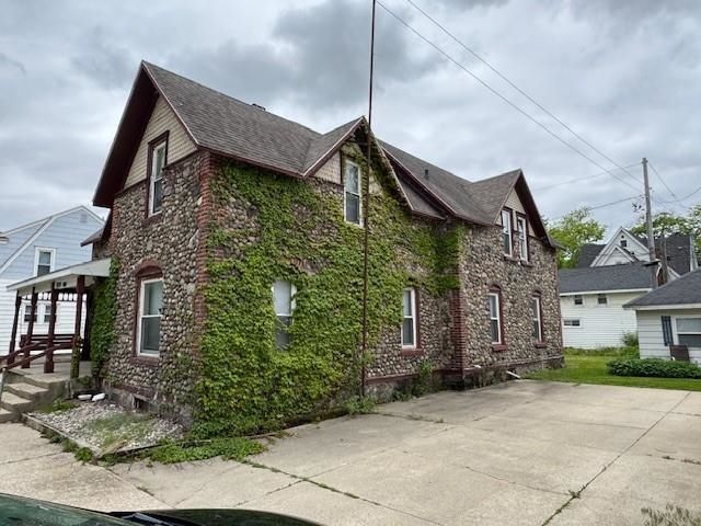 1020 S Lansing, Mount Pleasant, MI 48858